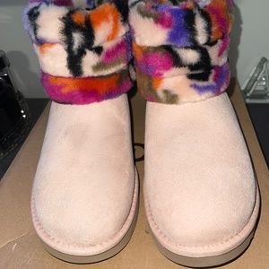 UGG BOOTS - Pink / Multi